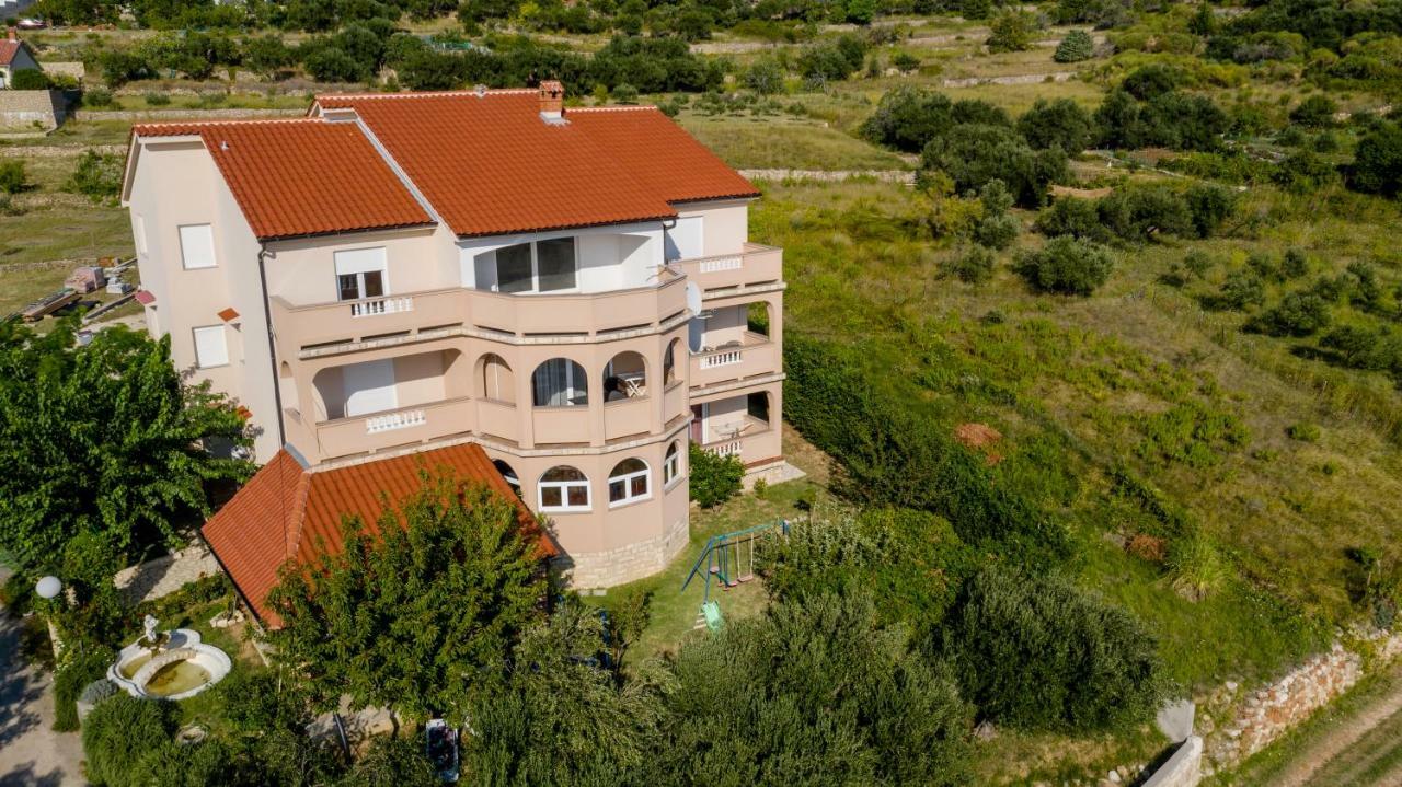 Kuca Leonora Apartment Banjol Екстериор снимка