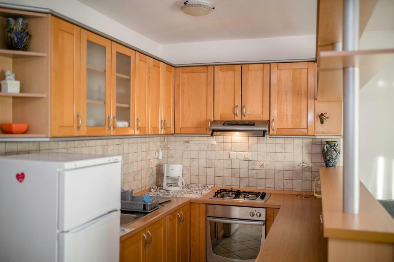 Kuca Leonora Apartment Banjol Екстериор снимка