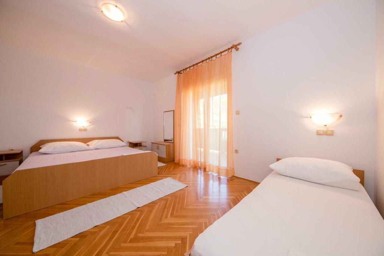 Kuca Leonora Apartment Banjol Екстериор снимка